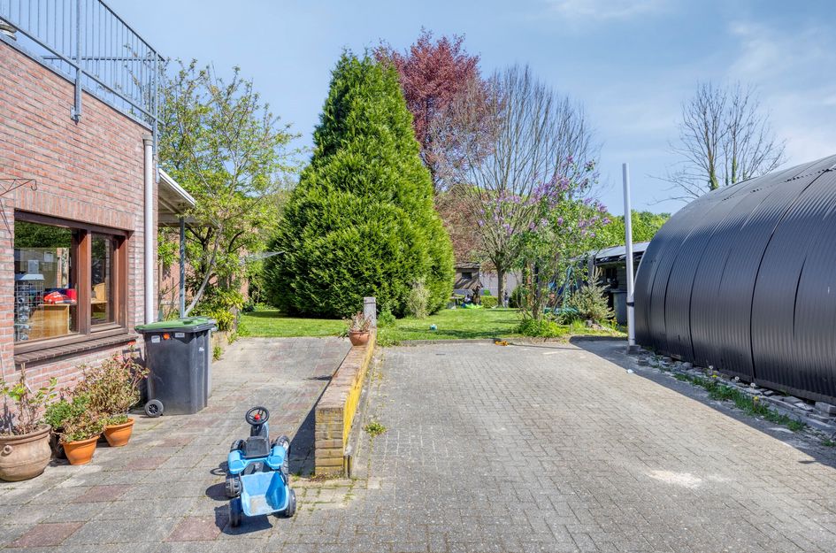 Dorpsstraat 18