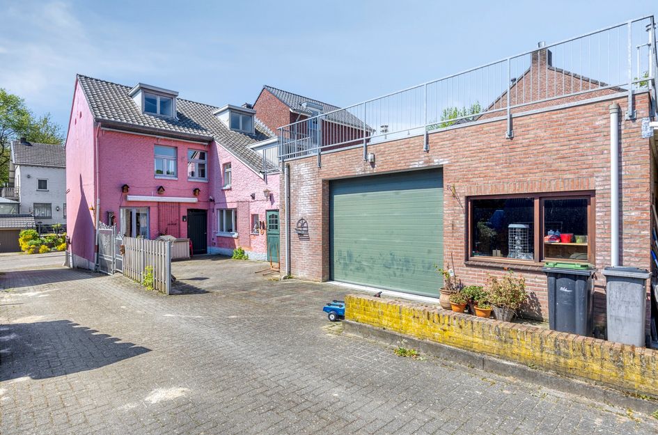 Dorpsstraat 18