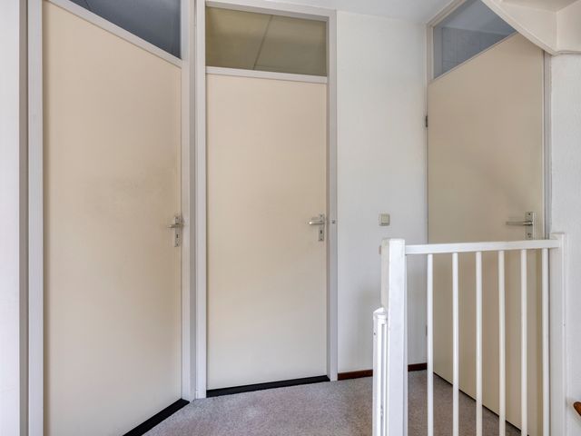 Saturnuslaan 58, Oude-Tonge