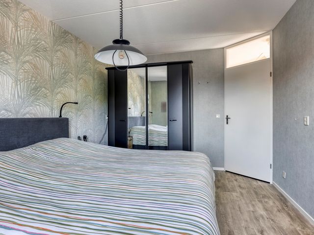 Saturnuslaan 58, Oude-Tonge
