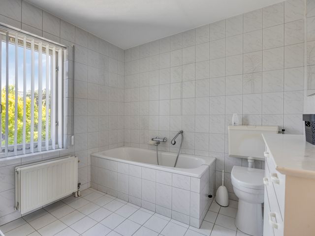 Saturnuslaan 58, Oude-Tonge