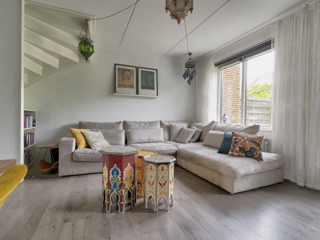 Zanglijster 101, Rhenen