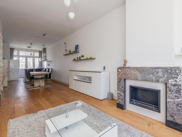 Abrikozenstraat 33, 'S-Gravenhage