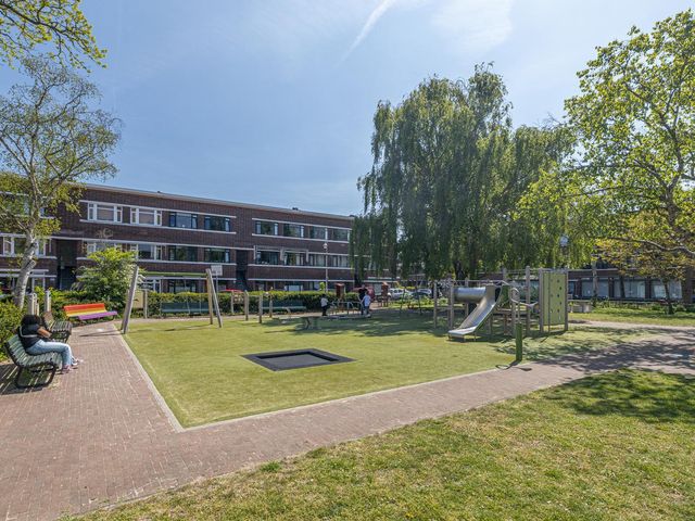Abrikozenstraat 33, 'S-Gravenhage
