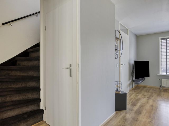 Steeland 20, Westdorpe
