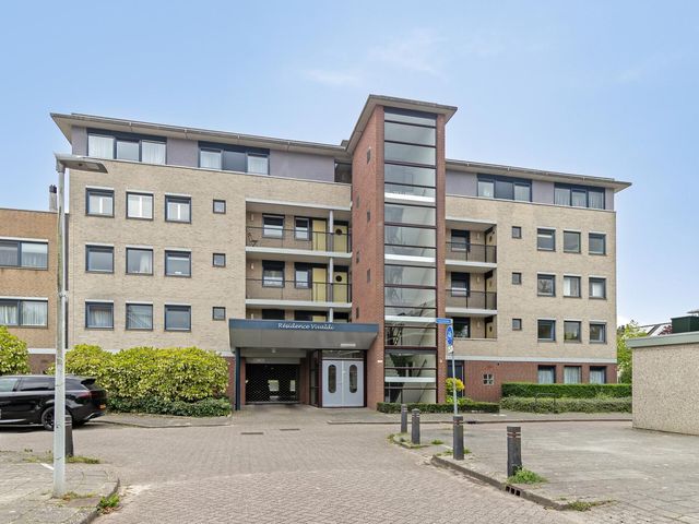 Serenadelaan 103, Barendrecht