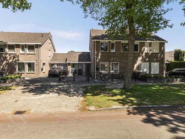 De Beeklanden 26, Schoonebeek