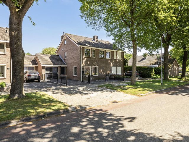 De Beeklanden 26, Schoonebeek