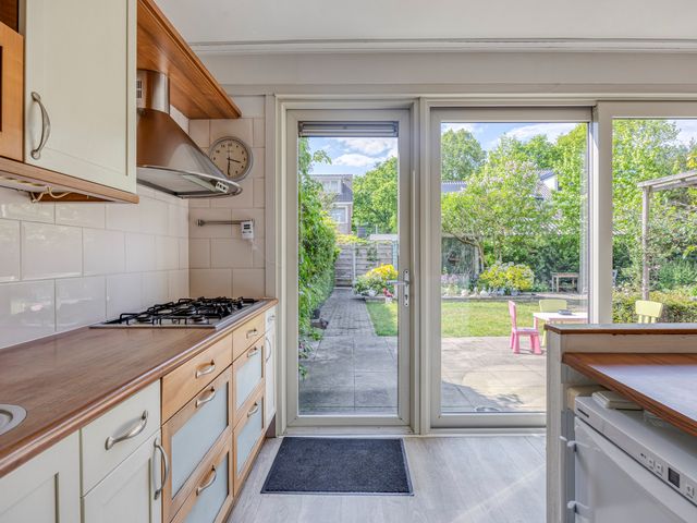 Kloosterwei 231, Warmond