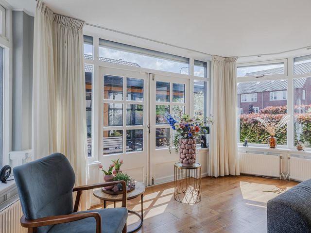 De Vos van Steenwijklaan 13, Hoogeveen