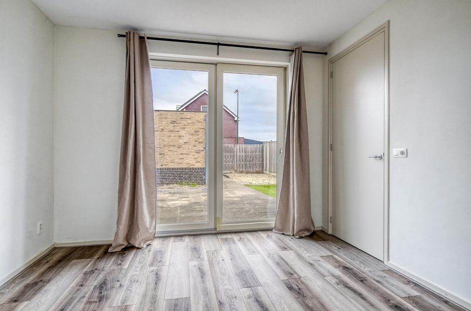 Dokter Bernhardistraat 16