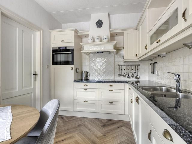Meanderlaan 210, Tholen