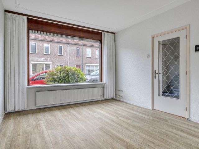 Raiffeisenstraat 6, Sint-Annaland