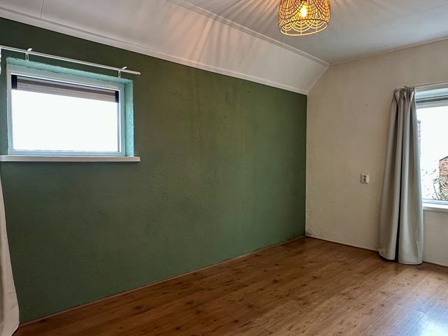 Holte 12, Onstwedde