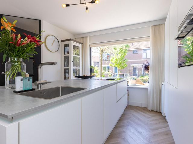 Grutto 65, Hoorn