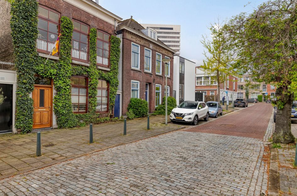 Oostsingel 14