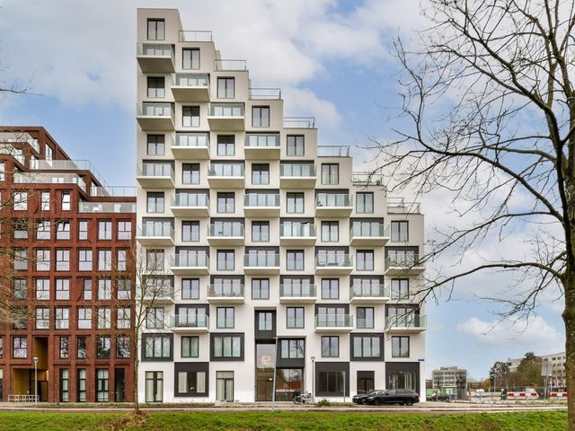 Bridgemankade 106, Hoofddorp