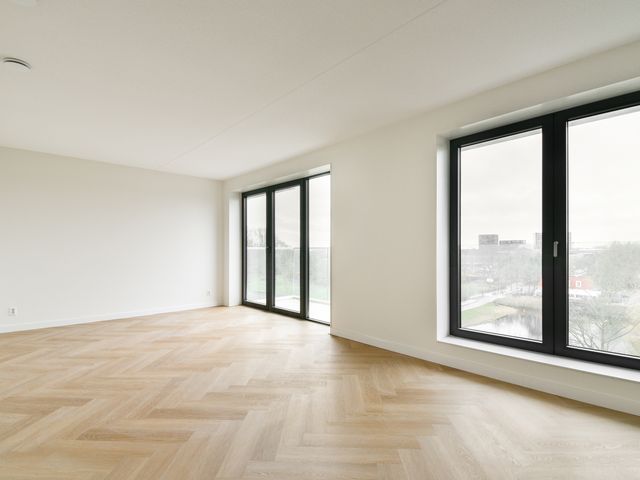 Bridgemankade 106, Hoofddorp
