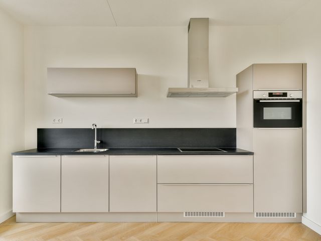 Bridgemankade 106, Hoofddorp