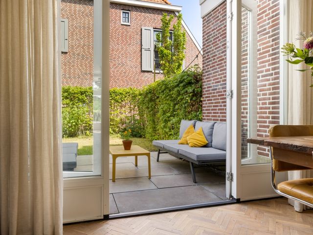 De Leggende Osstraat 9, Amsterdam