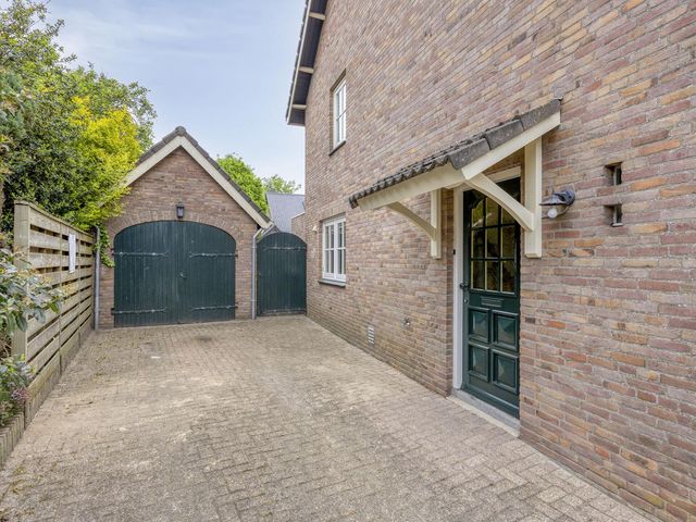 Duivenvoordestraat 5, Alphen