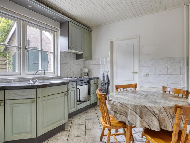 Duivenvoordestraat 5, Alphen