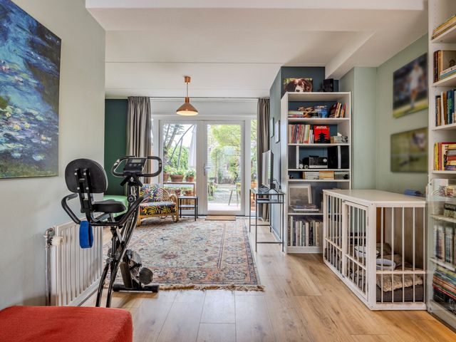Roer 343, Rotterdam