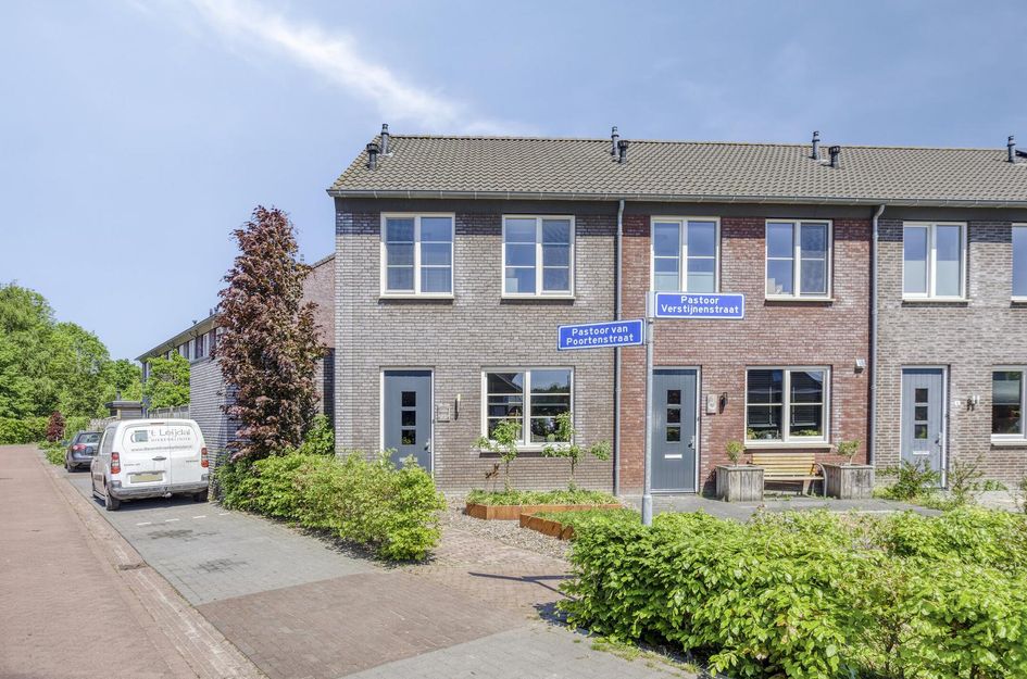 Pastoor Verstijnenstraat 4