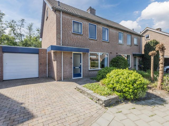 Akkerwindelaan 74, Terneuzen