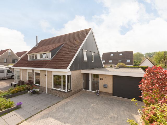 De Kamp 25, Makkum