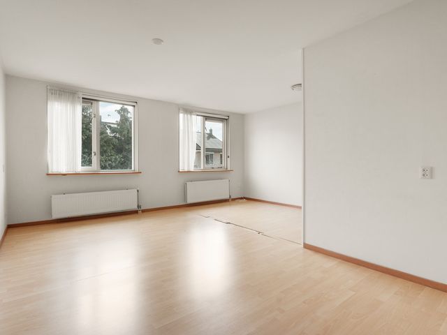 Rendierstraat 22, Almere