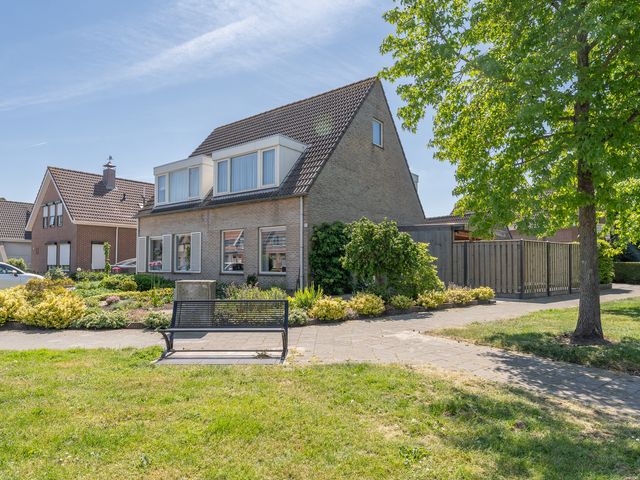 Slagveldstraat 1, Kruiningen