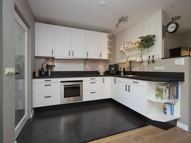 Hoefbladstraat 13, Terneuzen