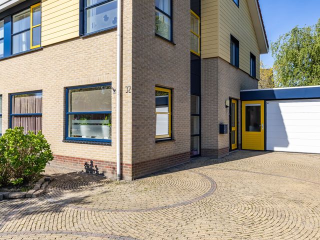 Kerkuil 32, Bedum