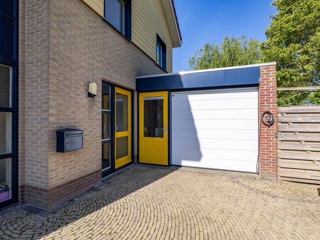 Kerkuil 32, Bedum