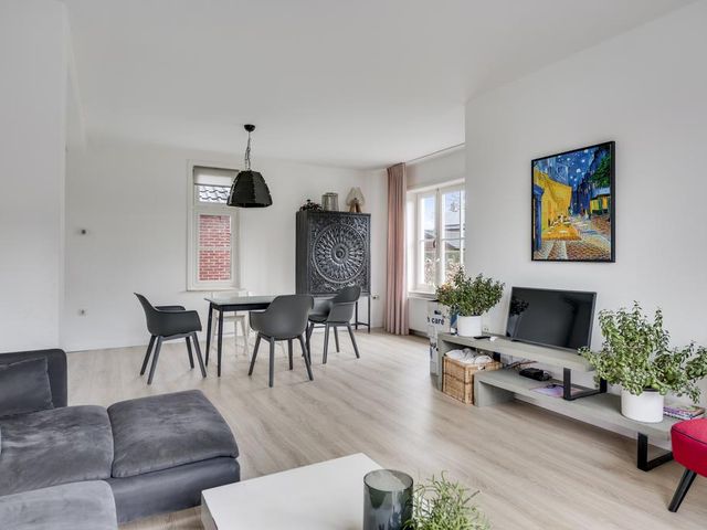 Burg. Greijmansstraat 12, Nederweert