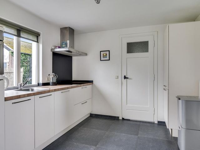 Burg. Greijmansstraat 12, Nederweert