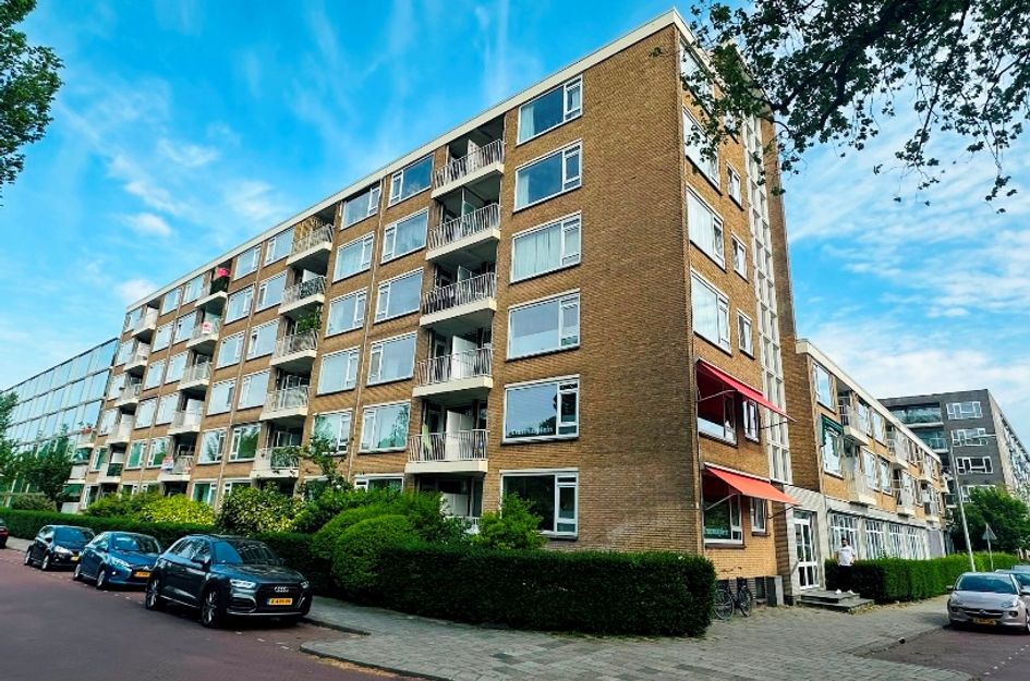 Erasmusplein 210