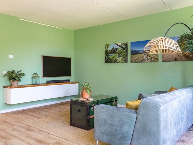 Rolling Stonesstraat 103, Lent