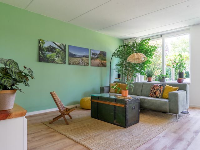 Rolling Stonesstraat 103, Lent