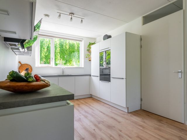 Rolling Stonesstraat 103, Lent