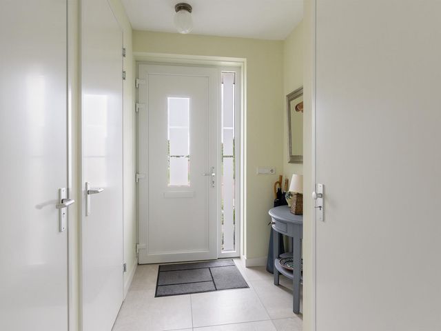 Dilt 30b, Tholen