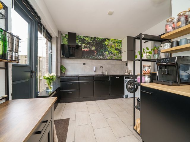 Jacob Marisstraat 31, Zwijndrecht
