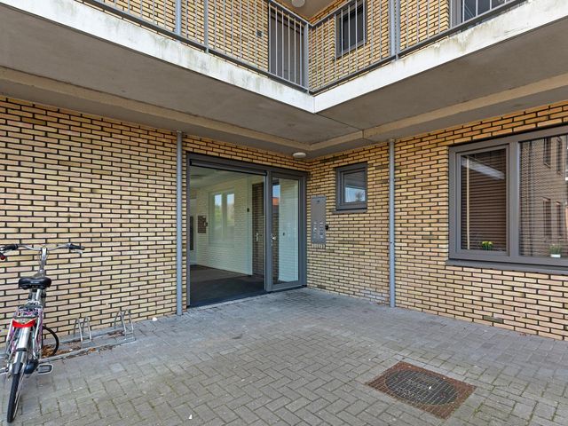 Makassarweg 3D, Almere