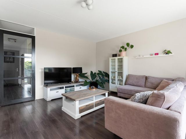 Makassarweg 3D, Almere