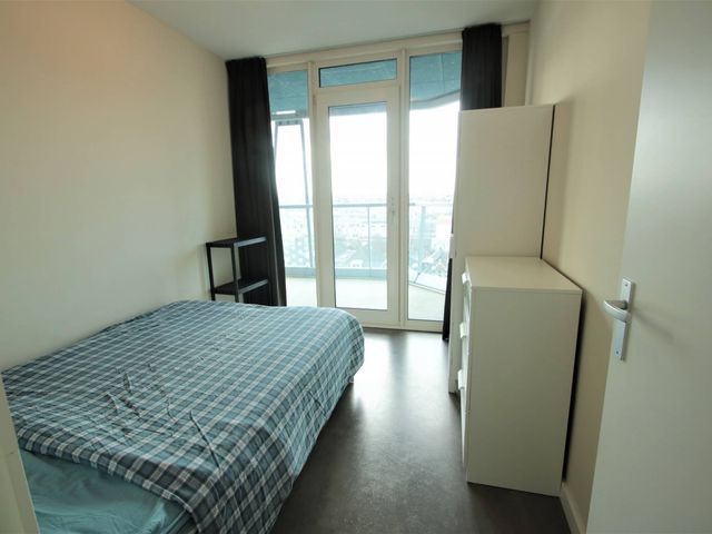 Kruisplein 668, Rotterdam