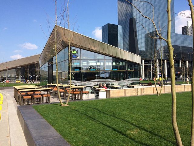 Kruisplein 668, Rotterdam