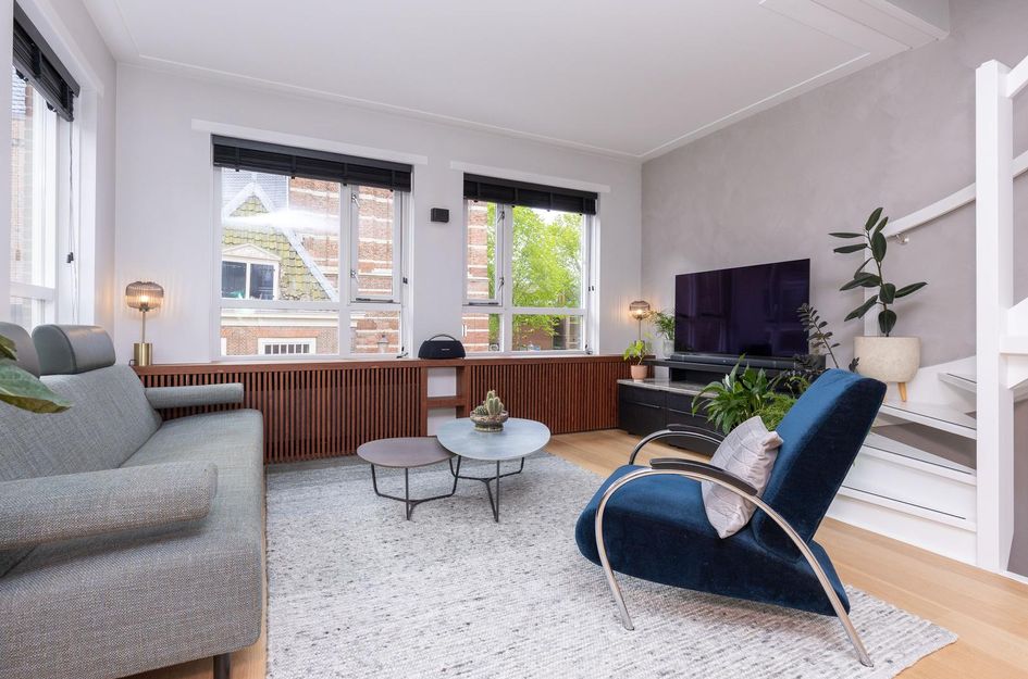 Zuiderkerkstraat 12