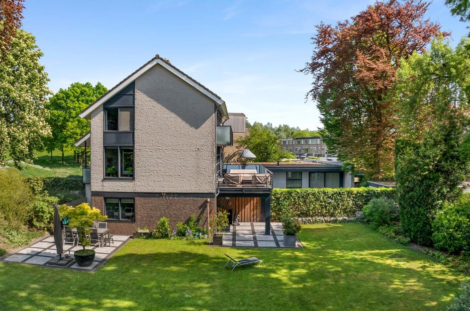 Kloosterlaan 8