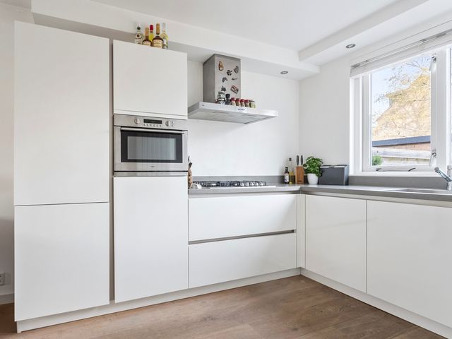 Doorzwin 4245, Julianadorp